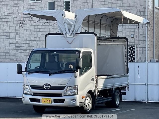 hino dutro 2017 GOO_NET_EXCHANGE_0403464A30240904W001 image 2