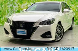 toyota crown 2017 CFJ1623917