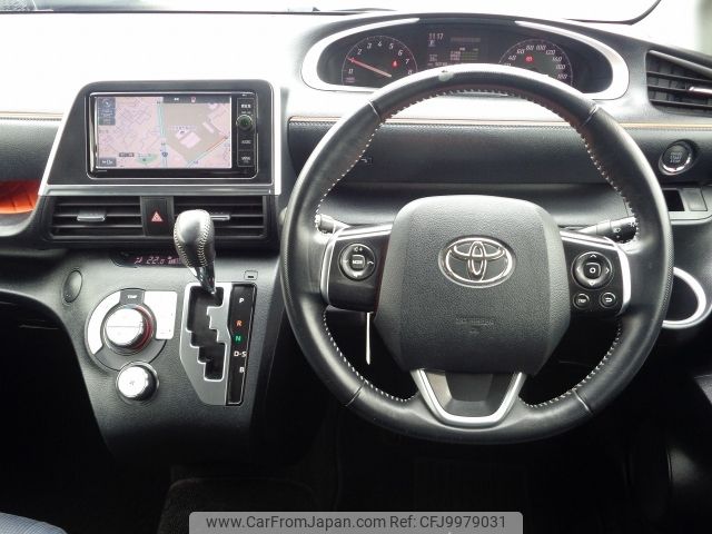 toyota sienta 2016 CFJ9979031 image 2