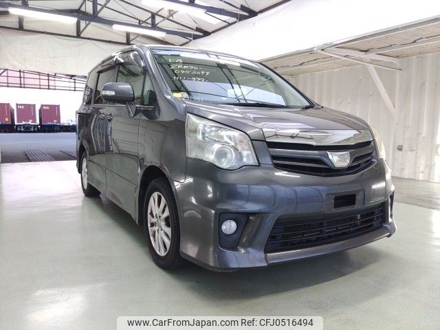 toyota noah 2011 ENHANCEAUTO_1_ea291241 image 1