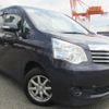 toyota noah 2010 REALMOTOR_RK2024070297F-12 image 2