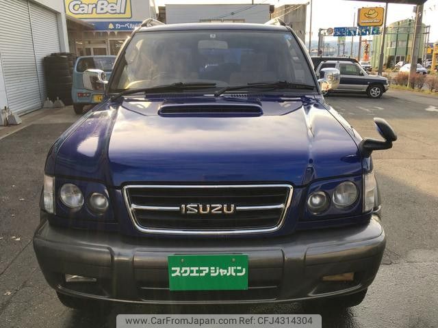 Isuzu bighorn 1998