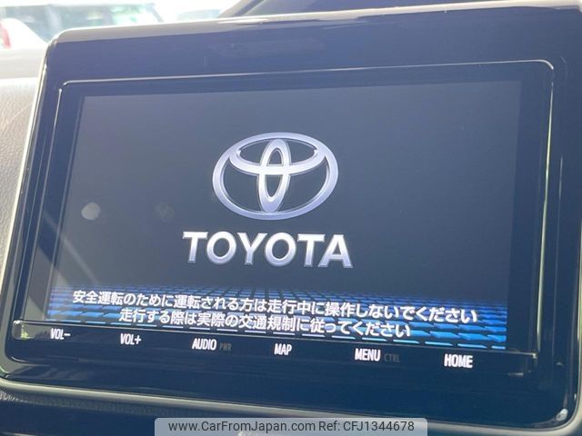 toyota voxy 2020 -TOYOTA--Voxy DBA-ZRR80W--ZRR80-0599582---TOYOTA--Voxy DBA-ZRR80W--ZRR80-0599582- image 2