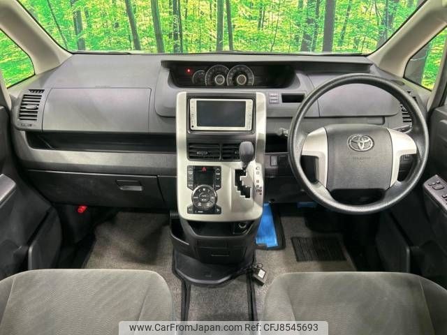 toyota voxy 2013 -TOYOTA--Voxy DBA-ZRR70G--ZRR70-0544268---TOYOTA--Voxy DBA-ZRR70G--ZRR70-0544268- image 2