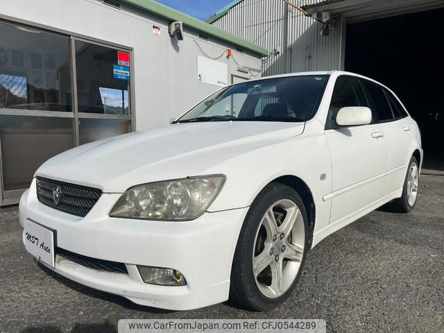 toyota altezza-gita 2002 -TOYOTA 【名変中 】--Altezza Gita GXE10W--0103626---TOYOTA 【名変中 】--Altezza Gita GXE10W--0103626- image 1