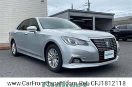 toyota crown 2016 CFJ1812118