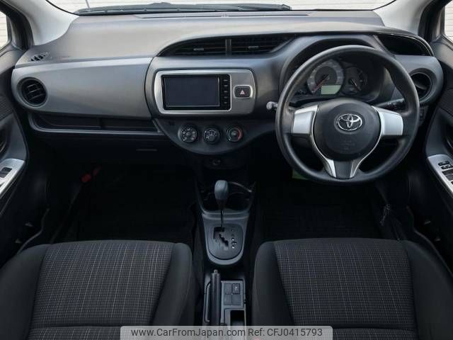 toyota vitz 2014 -TOYOTA--Vitz DBA-KSP130--KSP130-2127621---TOYOTA--Vitz DBA-KSP130--KSP130-2127621- image 2