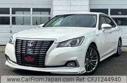 toyota crown 2015 -TOYOTA--Crown DAA-AWS211--AWS211-6006107---TOYOTA--Crown DAA-AWS211--AWS211-6006107-