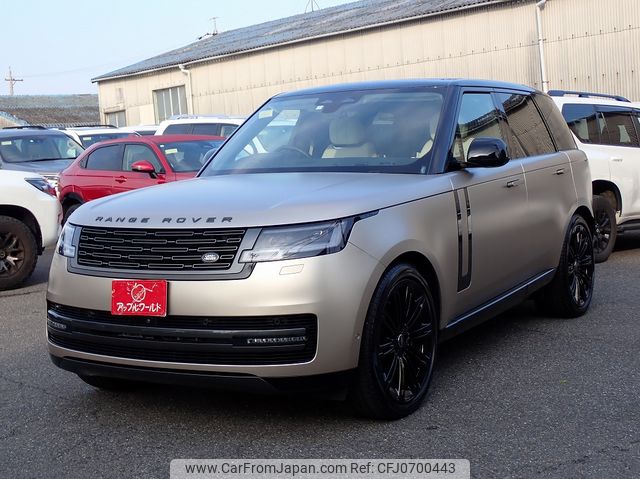 land-rover range-rover 2023 25521711 image 1