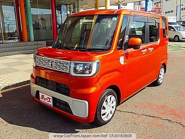 toyota pixis-mega 2016 -TOYOTA--Pixis Mega DBA-LA700A--LA700A-0002569---TOYOTA--Pixis Mega DBA-LA700A--LA700A-0002569- image 1