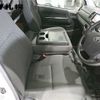 toyota regiusace-van 2019 CFJ1738371 image 6
