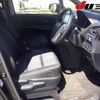 toyota voxy 2016 -TOYOTA--Voxy ZRR80W-0199378---TOYOTA--Voxy ZRR80W-0199378- image 5