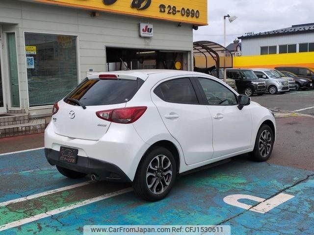 mazda demio 2015 CFJ1530611 image 2
