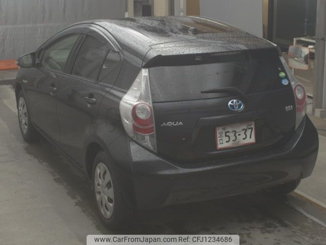 toyota aqua 2014 -TOYOTA--AQUA NHP10-6319452---TOYOTA--AQUA NHP10-6319452- image 2