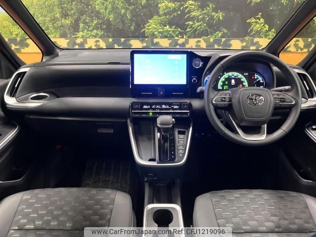 toyota voxy 2022 quick_quick_ZWR90W_ZWR90-0038420 image 2