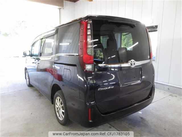 toyota esquire 2015 CFJ1783105 image 2