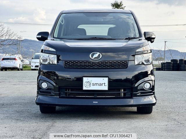 toyota voxy 2010 -TOYOTA--Voxy DBA-ZRR70W--ZRR70-0365813---TOYOTA--Voxy DBA-ZRR70W--ZRR70-0365813- image 2