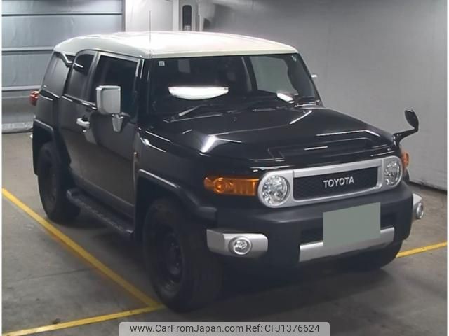 toyota fj-cruiser 2017 quick_quick_GBA-GSJ15W_0137008 image 1