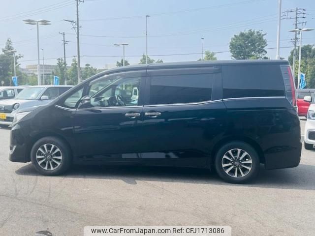 toyota esquire 2018 CFJ1713086 image 2