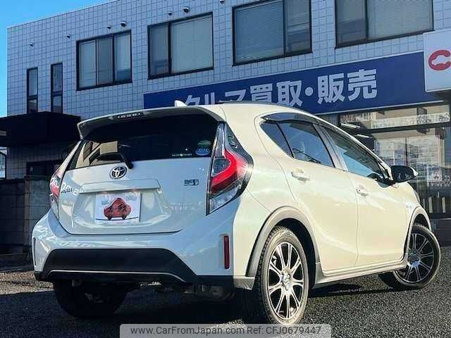 toyota aqua 2018 504928-927392 image 2