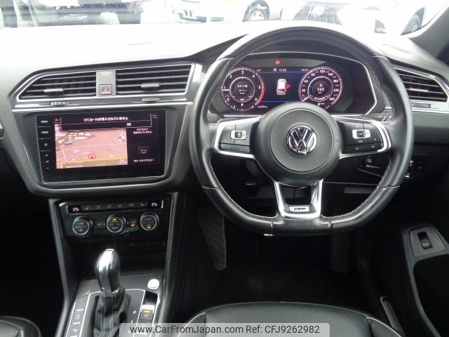 volkswagen tiguan 2018 -VOLKSWAGEN--VW Tiguan LDA-5NDFGF--WVGZZZ5NZKW803099---VOLKSWAGEN--VW Tiguan LDA-5NDFGF--WVGZZZ5NZKW803099- image 2