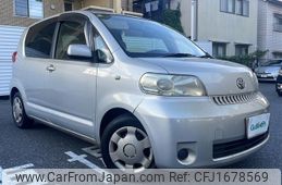 toyota porte 2004 CFJ1678569