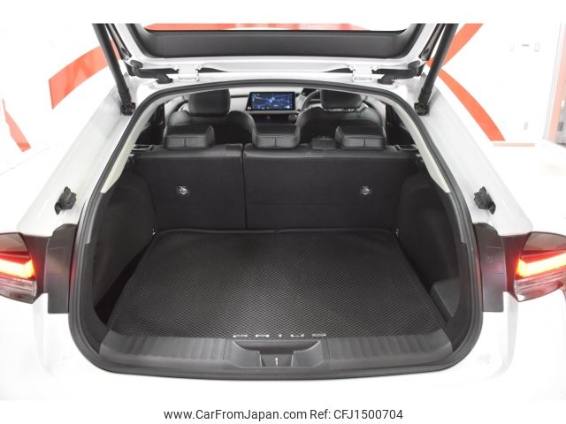 toyota prius 2023 CFJ1500704 image 2