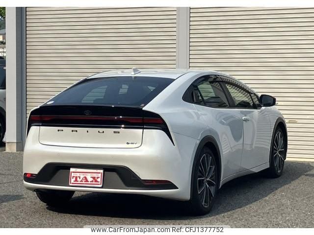 toyota prius 2023 quick_quick_6AA-MXWH60_MXWH60-4056285 image 2