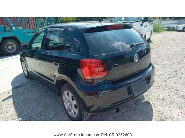 volkswagen polo 2012 -VOLKSWAGEN--VW Polo DBA-6RCBZ--WVWZZZ6RZCU37226---VOLKSWAGEN--VW Polo DBA-6RCBZ--WVWZZZ6RZCU37226- image 2