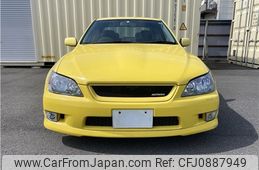 toyota altezza 1998 JC001001