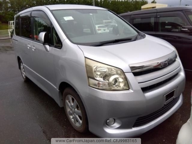 toyota noah 2007 -TOYOTA--Noah DBA-ZRR70W--ZRR70-0037242---TOYOTA--Noah DBA-ZRR70W--ZRR70-0037242- image 2