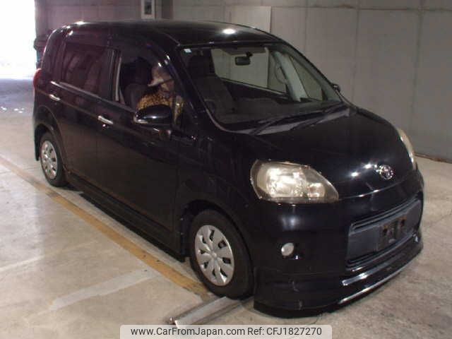 toyota porte 2013 CFJ1827270 image 1