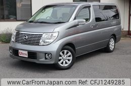 nissan elgrand 2005 -NISSAN 【名変中 】--Elgrand E51--117943---NISSAN 【名変中 】--Elgrand E51--117943-