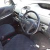 toyota ractis 2005 TE772 image 16