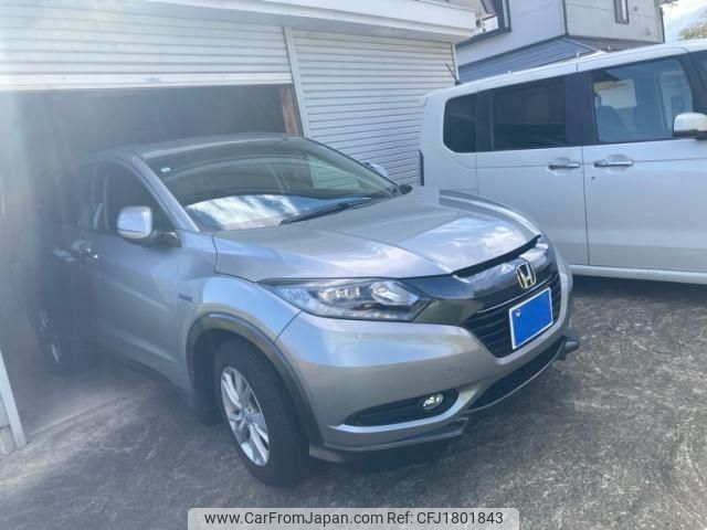 honda vezel 2015 CFJ1801843 image 2