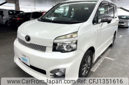 toyota voxy 2011 AF-ZRR70-0405421