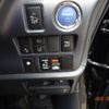 toyota voxy 2016 -TOYOTA--Voxy ZWR80W--0187643---TOYOTA--Voxy ZWR80W--0187643- image 24
