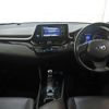 toyota c-hr 2017 REALMOTOR_N9024070035F-90 image 10