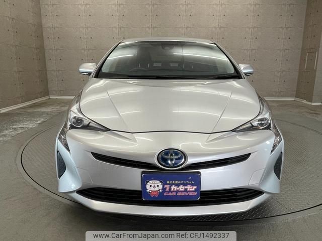 toyota prius 2018 CFJ1492337 image 2