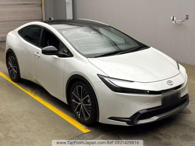 toyota prius 2023 quick_quick_6AA-MXWH60_MXWH60-4027949 image 1
