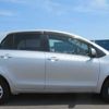 toyota vitz 2006 3282185-Y2025050447A-12 image 3