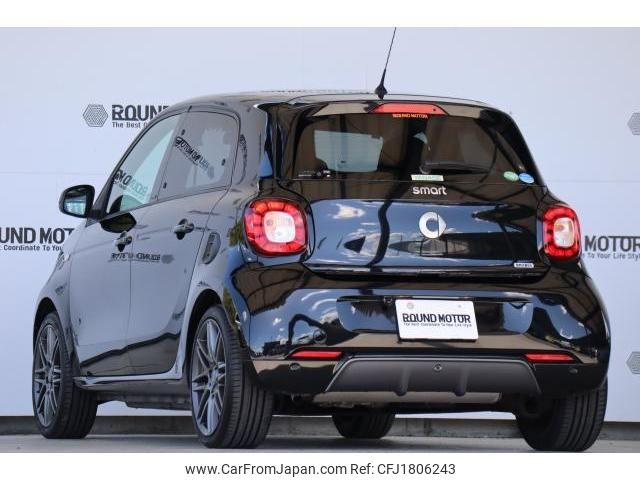 smart forfour 2018 CFJ1806243 image 2