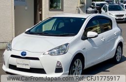 toyota aqua 2012 CFJ1775917