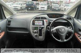 toyota ractis 2005 504928-927245