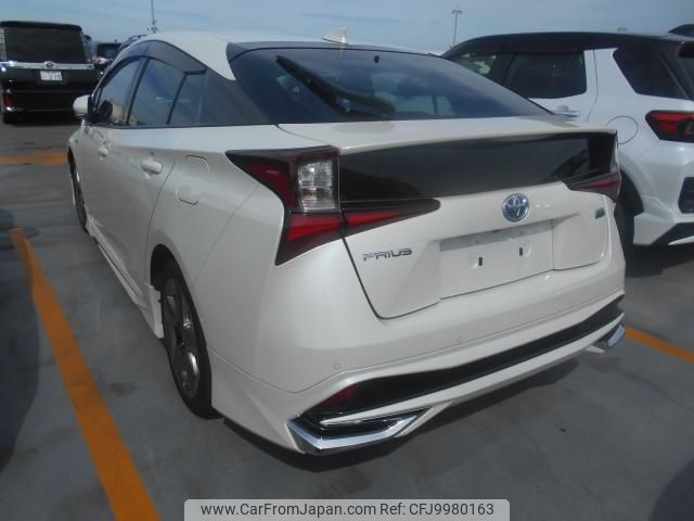 toyota prius 2019 quick_quick_DAA-ZVW51_ZVW51-6107848 image 2