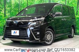 toyota voxy 2018 CFJ1653382