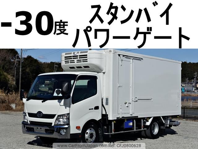 hino dutro 2015 GOO_NET_EXCHANGE_0602526A30250225W002 image 1