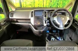 nissan serena 2009 TE1539