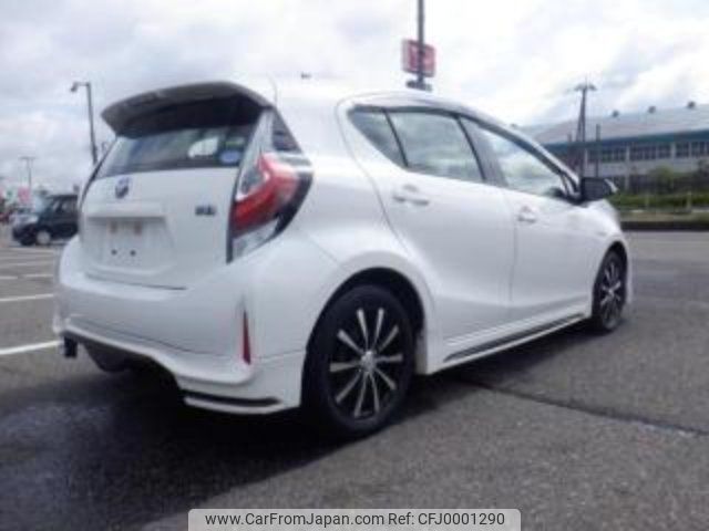 toyota aqua 2018 -TOYOTA--AQUA NHP10--6686991---TOYOTA--AQUA NHP10--6686991- image 2