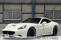 ferrari california 2015 CFJ1774042